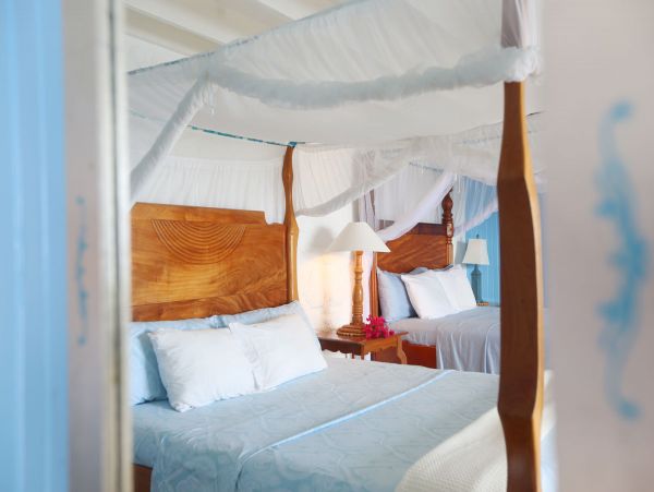 St. Lucia Home 980333