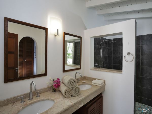 Saint Maarten Saint Martin Home 980506