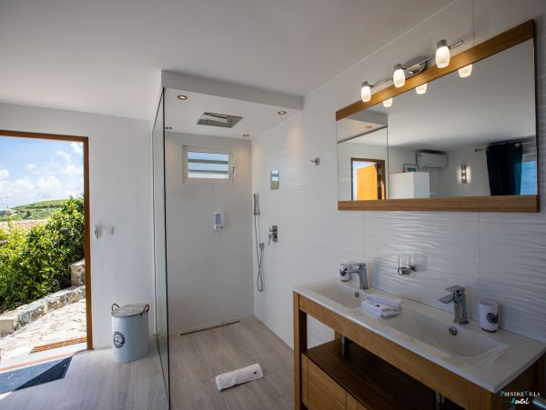 Saint Maarten Saint Martin Home 980519