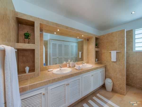Saint Maarten Saint Martin Home 980521