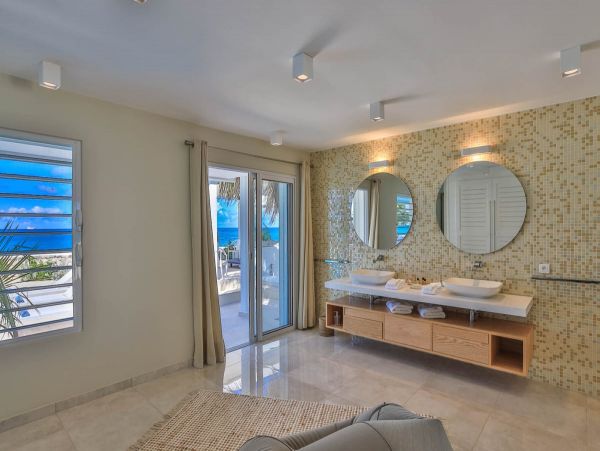 Oceanfront Villa in St. Martin
