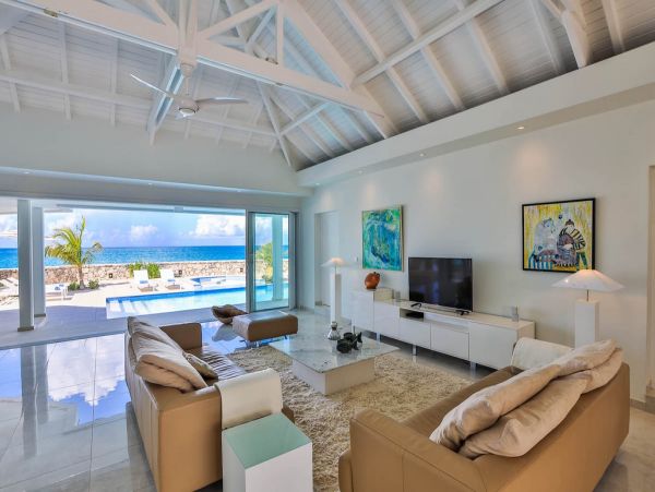 Oceanfront Villa in St. Martin