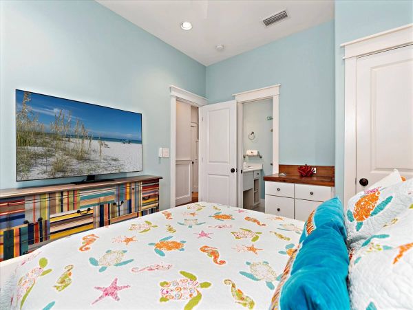 Holmes Beach Vacation Home Sleeps 8 Guests Steps to Beach