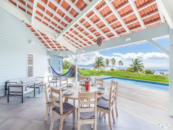 Martinique Home 980534