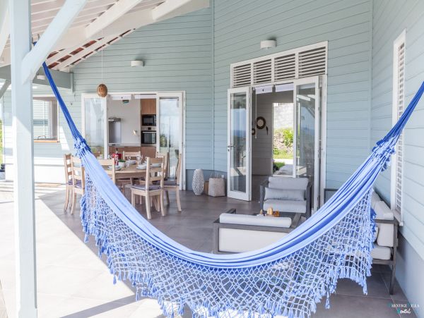 Martinique Home 980534