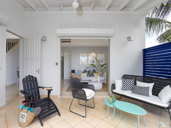 Martinique Home 980535