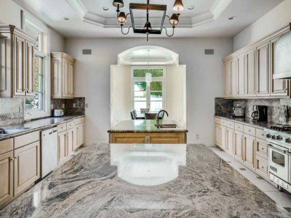 Los Angeles Luxury Vacation Mansion Private Pools Sleeps 15