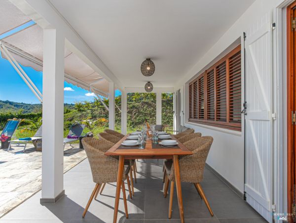 Martinique Home 980538