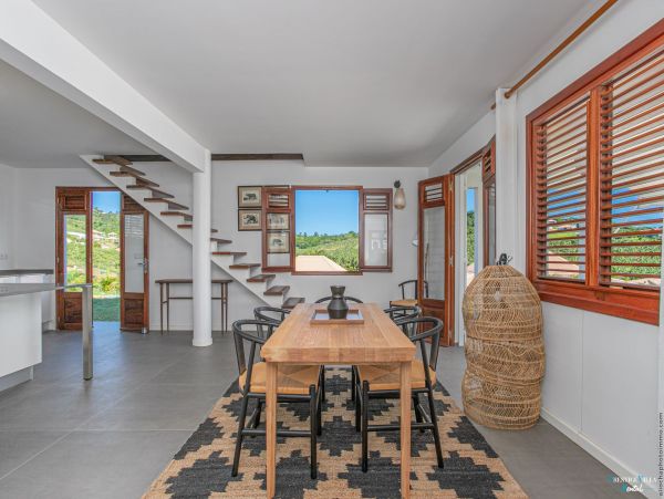 Martinique Home 980538