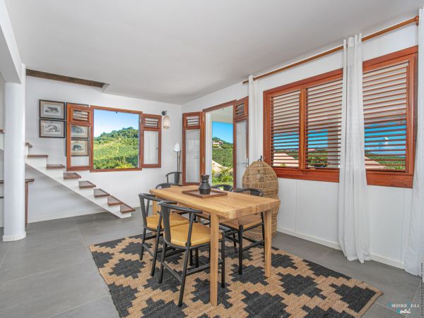 Martinique Home 980538
