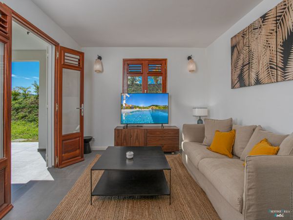 Martinique Home 980538