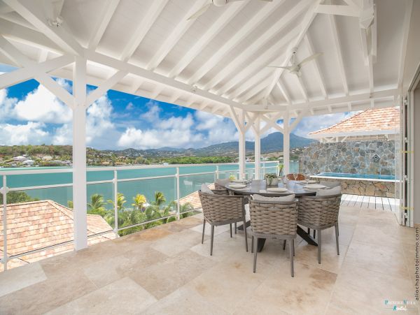 Martinique Home 980539