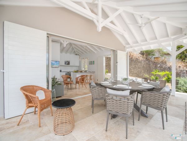 Martinique Home 980539