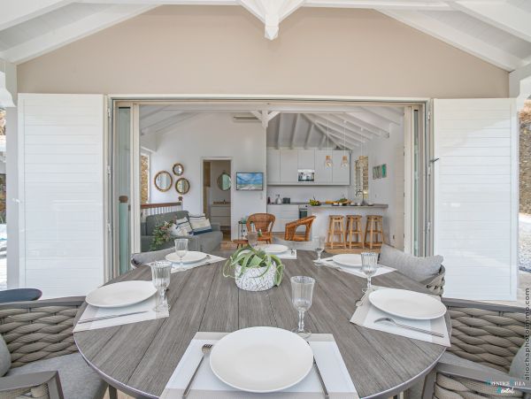 Martinique Home 980539