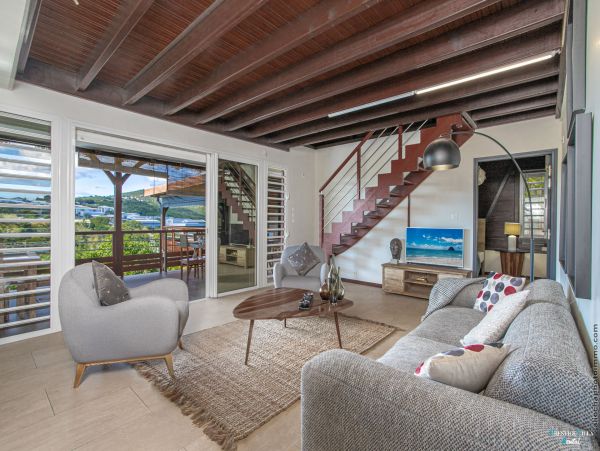 Martinique Home 980540