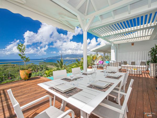 Martinique Home 980541