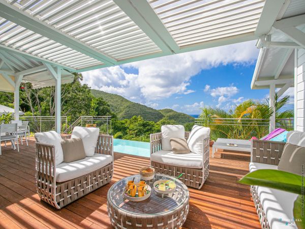 Martinique Home 980541