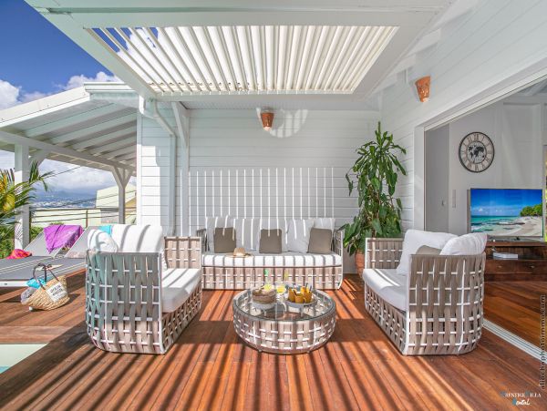 Martinique Home 980541
