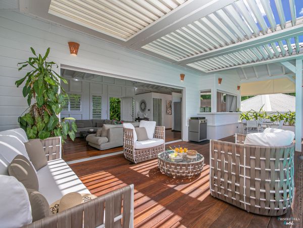 Martinique Home 980541