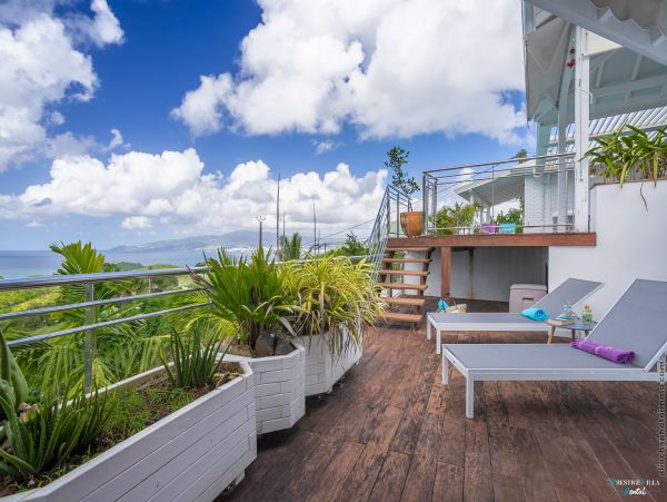 Martinique Home 980541
