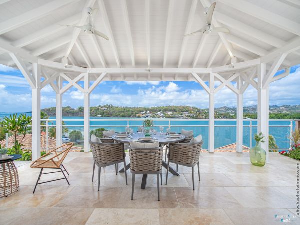 Martinique Home 980542