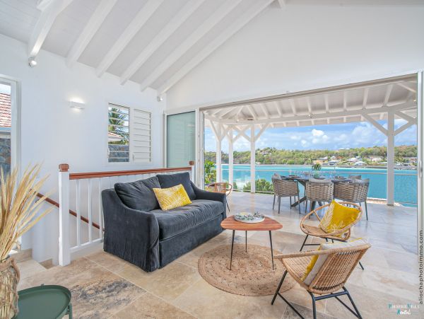 Martinique Home 980542
