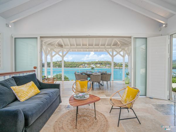 Martinique Home 980542