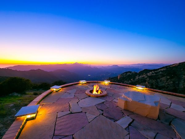 Malibu 6 Bedroom Luxury Pool Home & Beautiful Mountain View