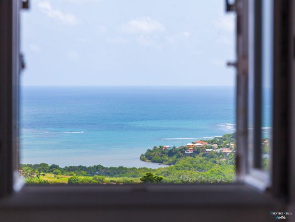 Amazing home with stunning Oceanview