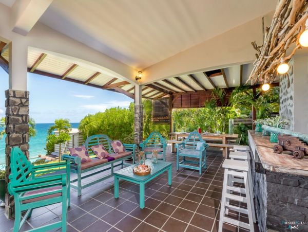 Martinique Home 980547
