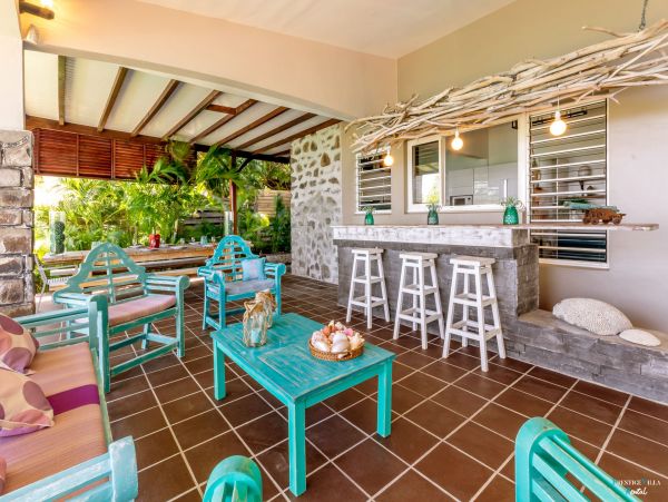 Martinique Home 980547