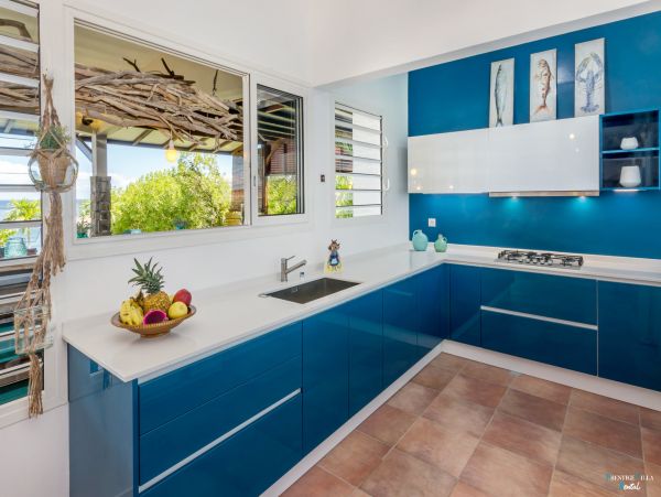 Martinique Home 980547