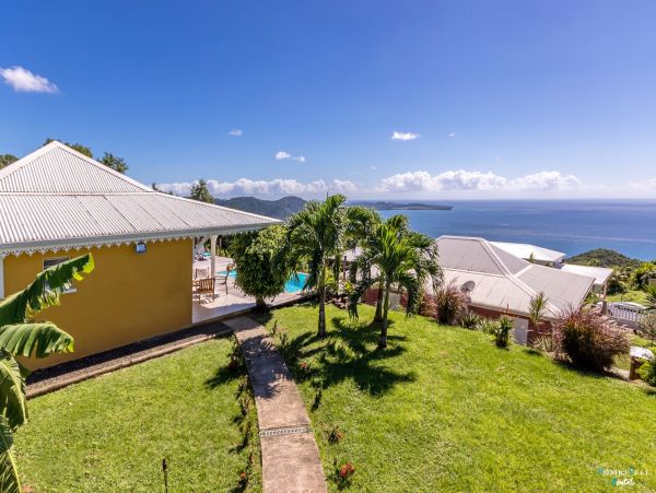 Martinique Home 980549