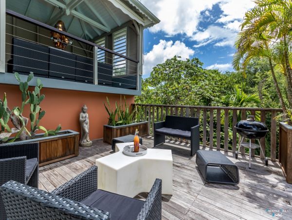Martinique Home 980551
