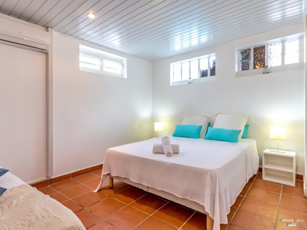 Martinique Home 980551