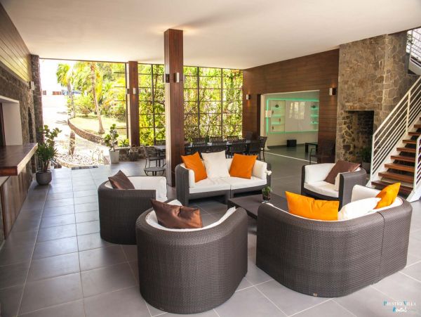 Martinique Home 980552