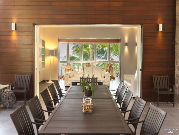 Martinique Home 980552