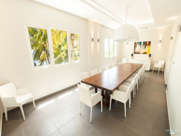 Martinique Home 980552