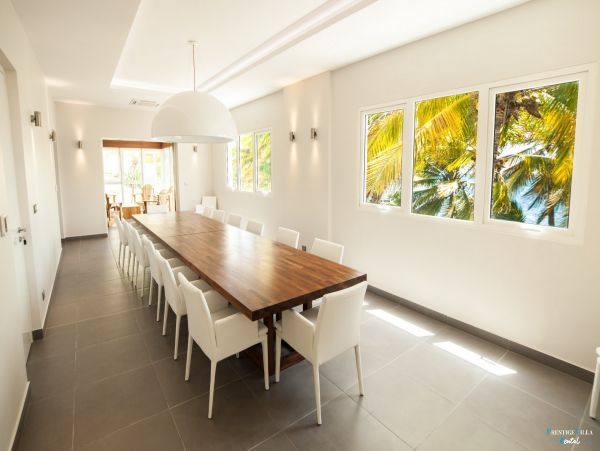 Martinique Home 980552