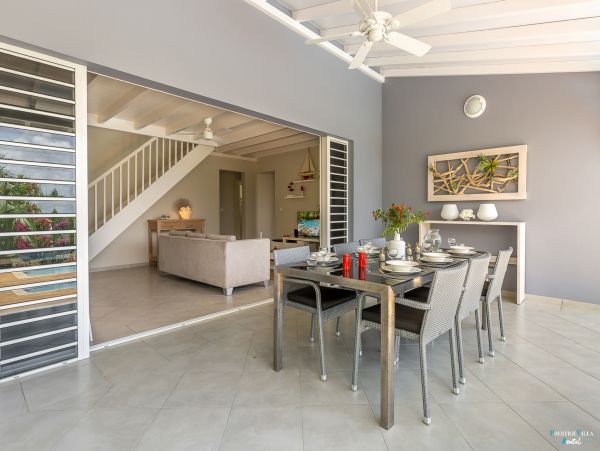 Martinique Home 980554