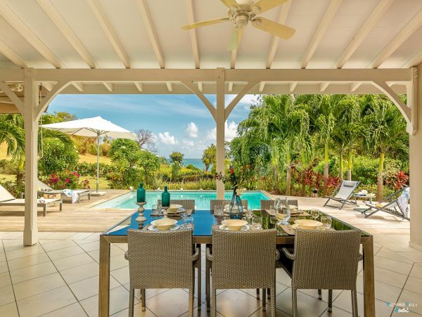 Martinique Home 980555