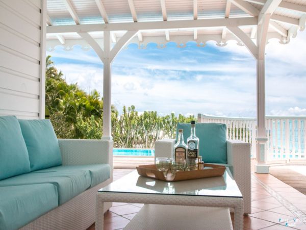 Martinique Home 980557