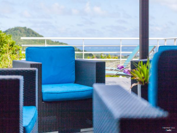 Martinique Home 980558