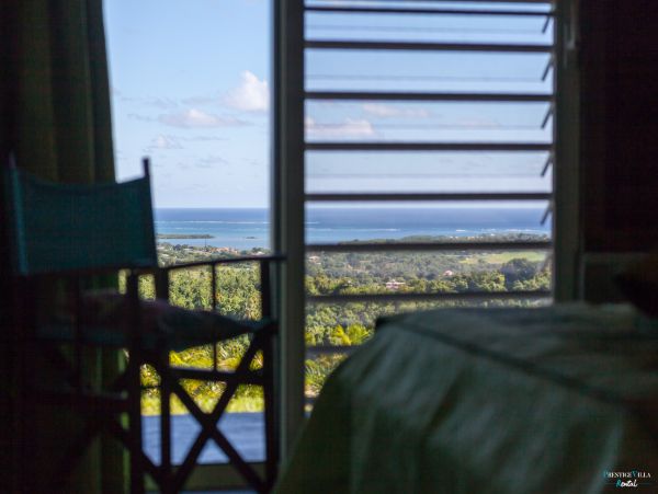 Martinique Home 980558