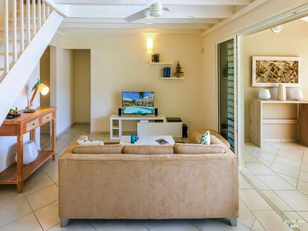 Martinique Home 980559
