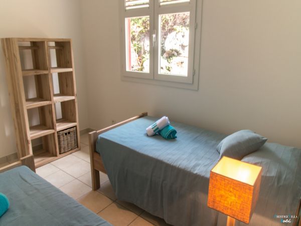 Martinique Home 980560