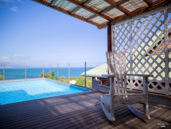 Martinique Home 980562