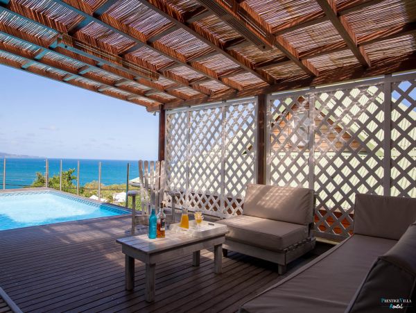 Martinique Home 980562