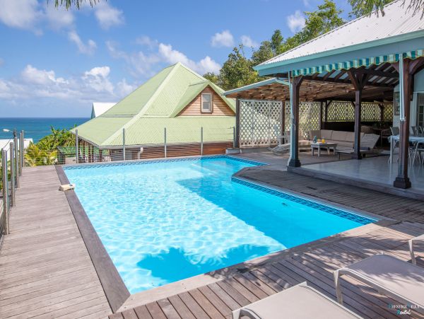 Martinique Home 980562