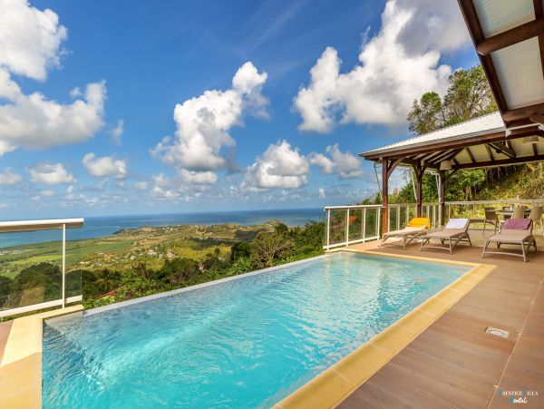 Martinique Home 980563